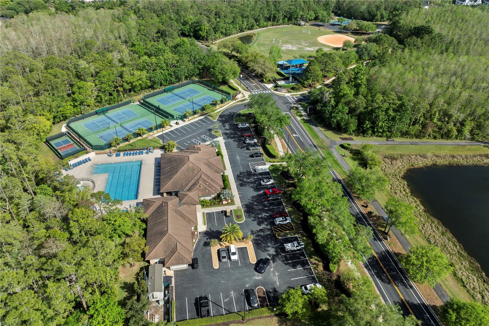 2264 STONE CROSS CIR, ORLANDO, FL, 32828