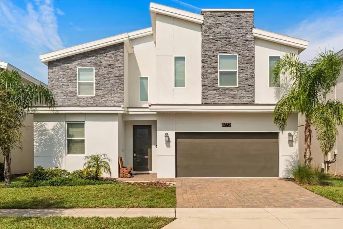 8882 CABOT CLIFFS DR, DAVENPORT, FL, 33896