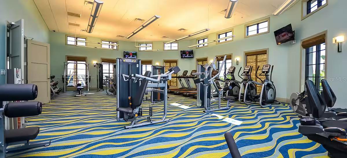 8882 CABOT CLIFFS DR, DAVENPORT, FL, 33896