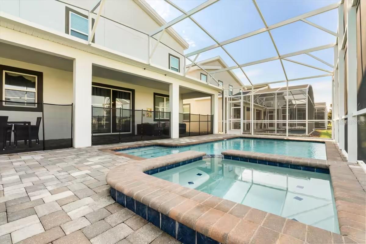 8882 CABOT CLIFFS DR, DAVENPORT, FL, 33896