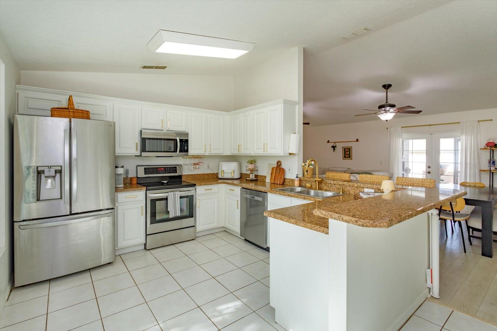 1044 ARBOR HILL CIR, MINNEOLA, FL, 34715