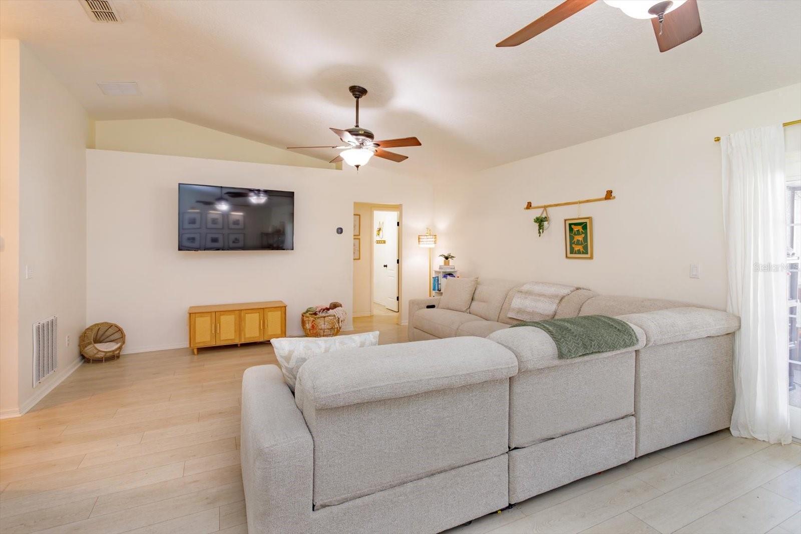 1044 ARBOR HILL CIR, MINNEOLA, FL, 34715