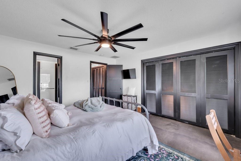 7820 LITHIA PINECREST RD, LITHIA, FL, 33547