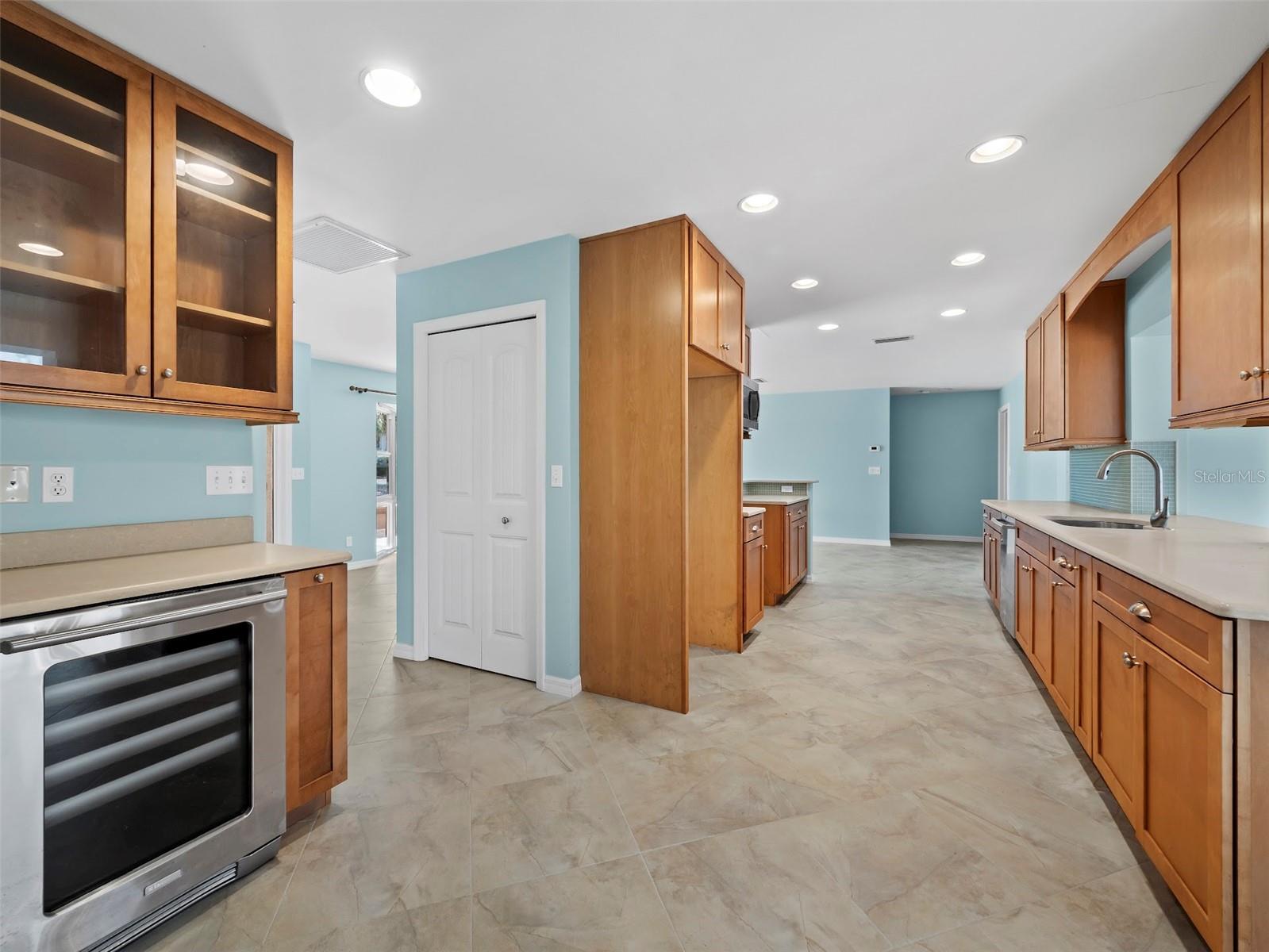 741 OLD COMPASS RD, LONGBOAT KEY, FL, 34228