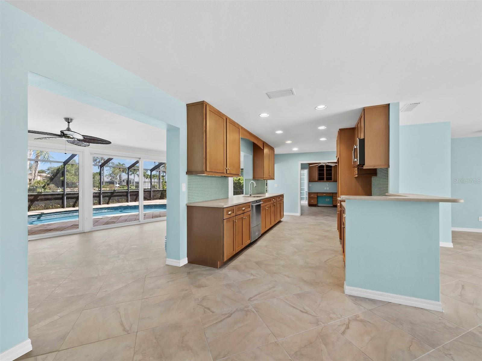 741 OLD COMPASS RD, LONGBOAT KEY, FL, 34228