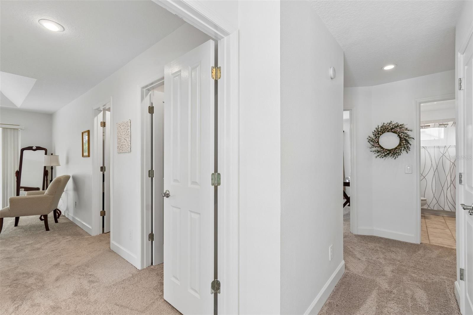 5414 AVENAL DR, LUTZ, FL, 33558