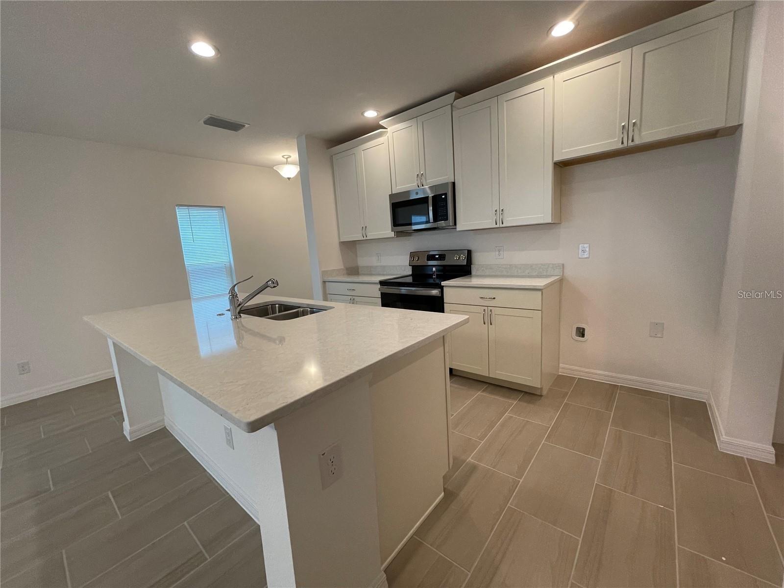 1271 WISPY CYPRESS DR, KISSIMMEE, FL, 34746