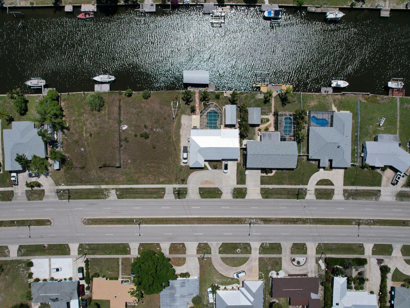 21285 EDGEWATER DR, PORT CHARLOTTE, FL, 33952