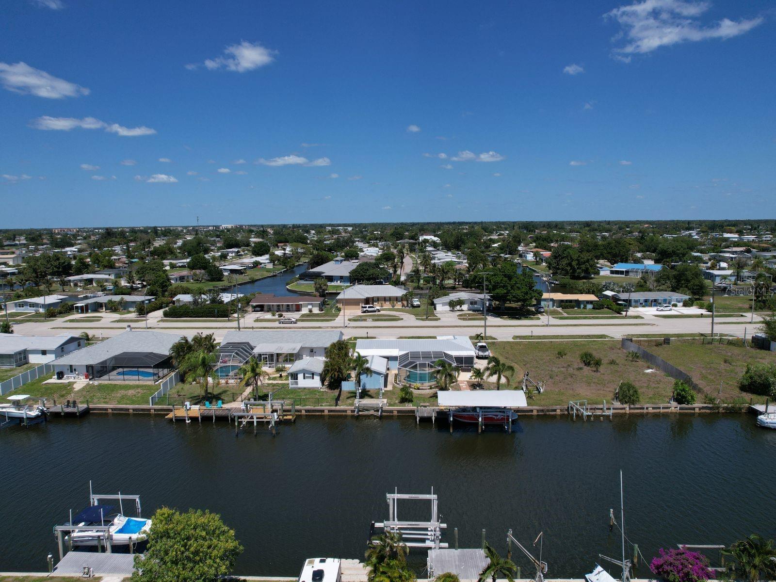 21285 EDGEWATER DR, PORT CHARLOTTE, FL, 33952