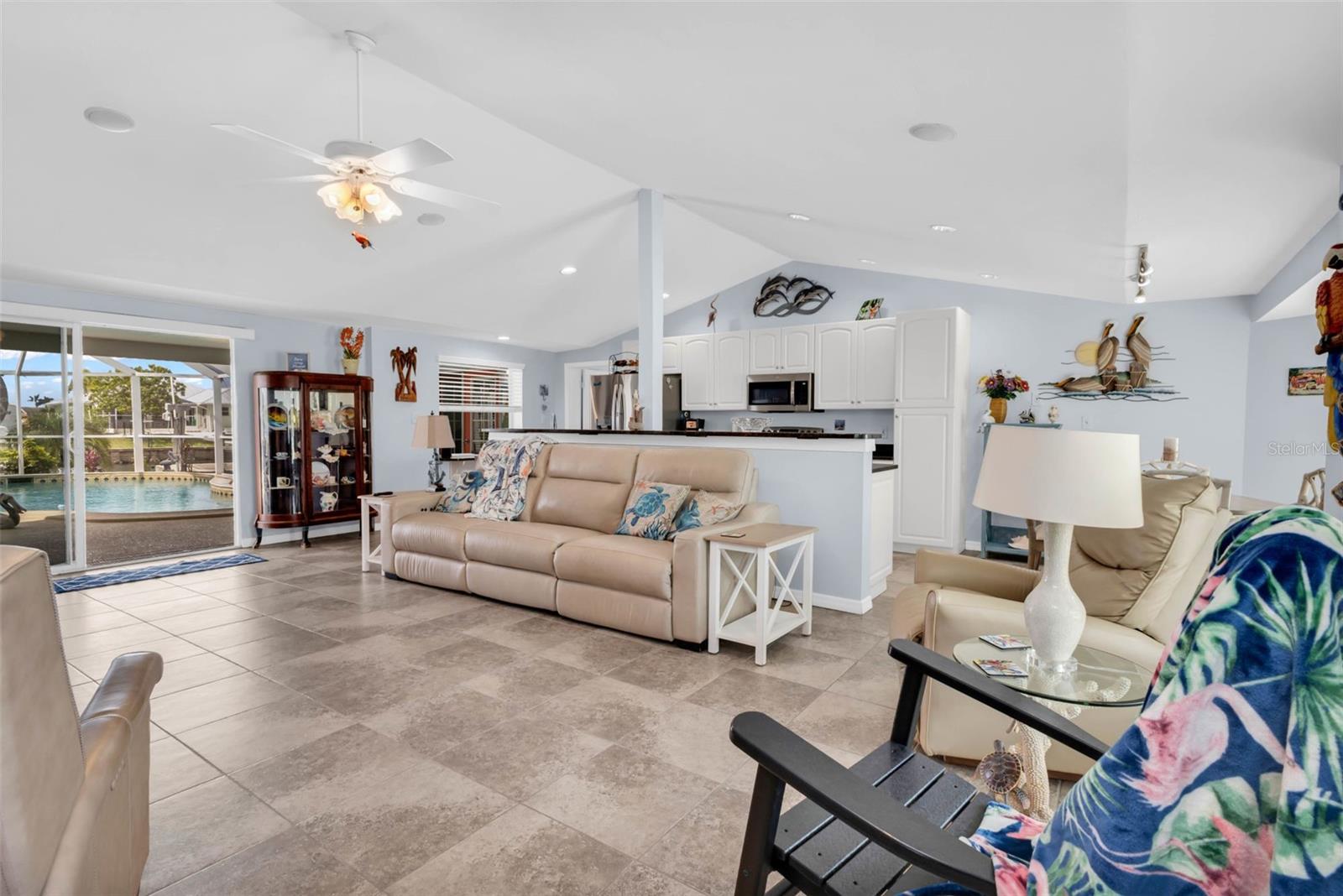 21285 EDGEWATER DR, PORT CHARLOTTE, FL, 33952