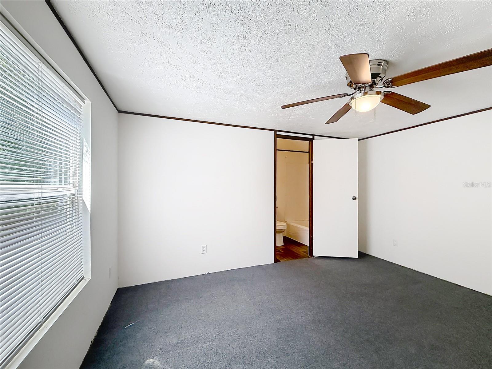 11946 SE 99TH TER, BELLEVIEW, FL, 34420