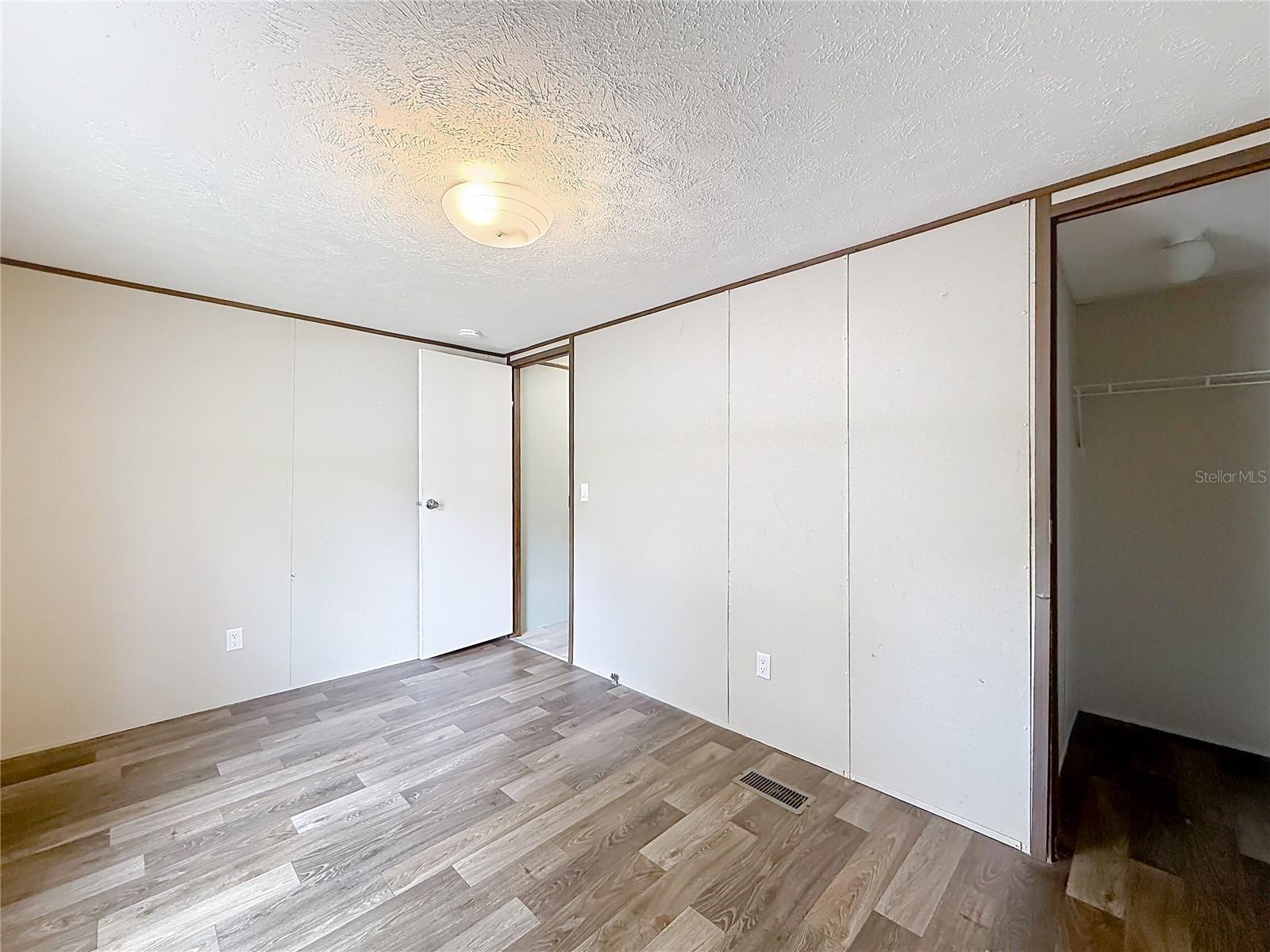 11946 SE 99TH TER, BELLEVIEW, FL, 34420