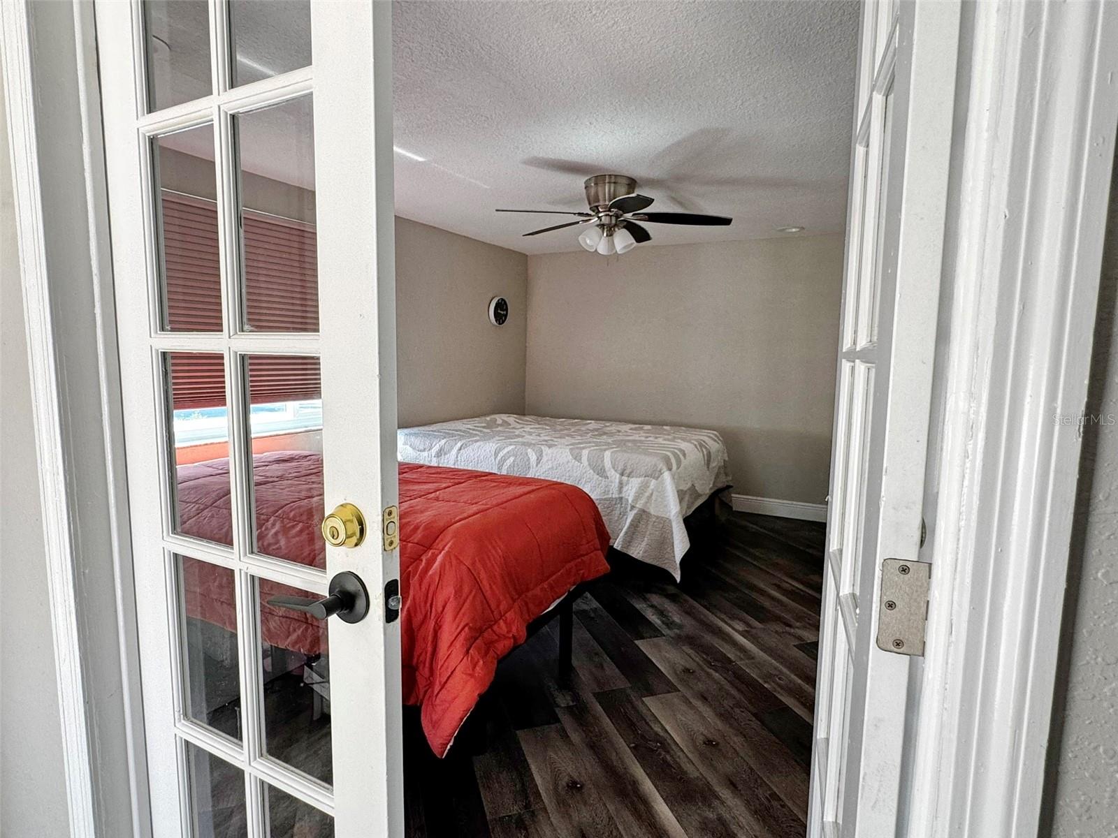 primary bedroom with en suite bath