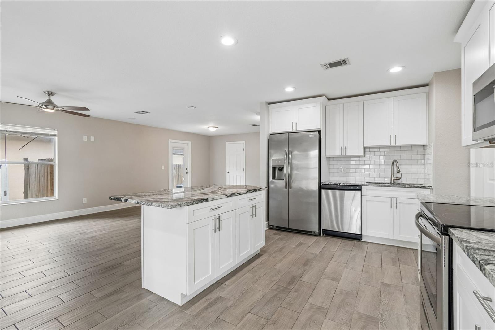 310 E CLINTON ST, TAMPA, FL, 33604