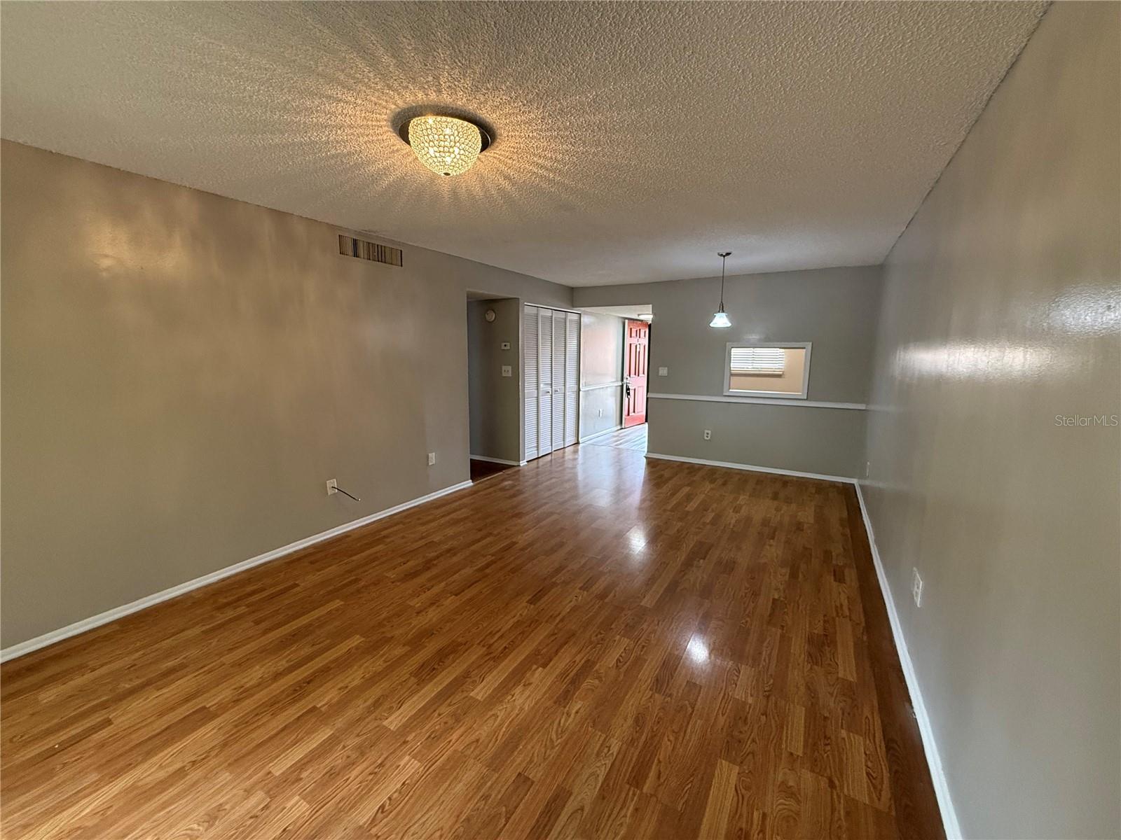2800 N POWERS DR #9, ORLANDO, FL, 32818