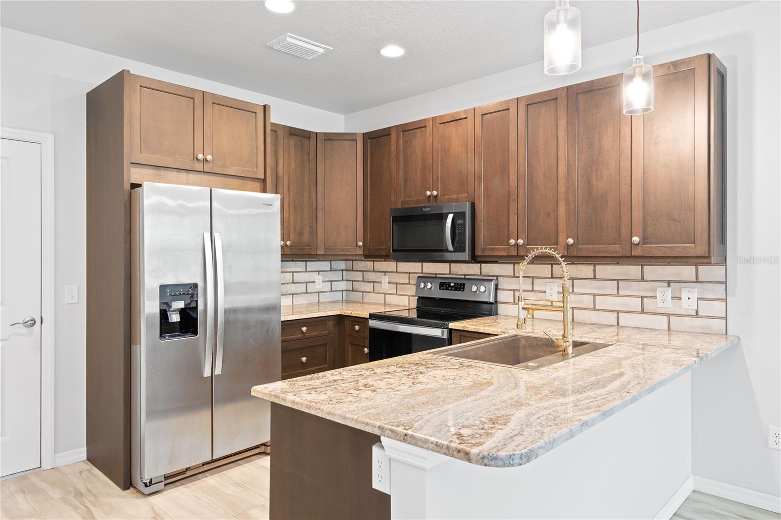 537 SUNBRANCH LN, CASSELBERRY, FL, 32707