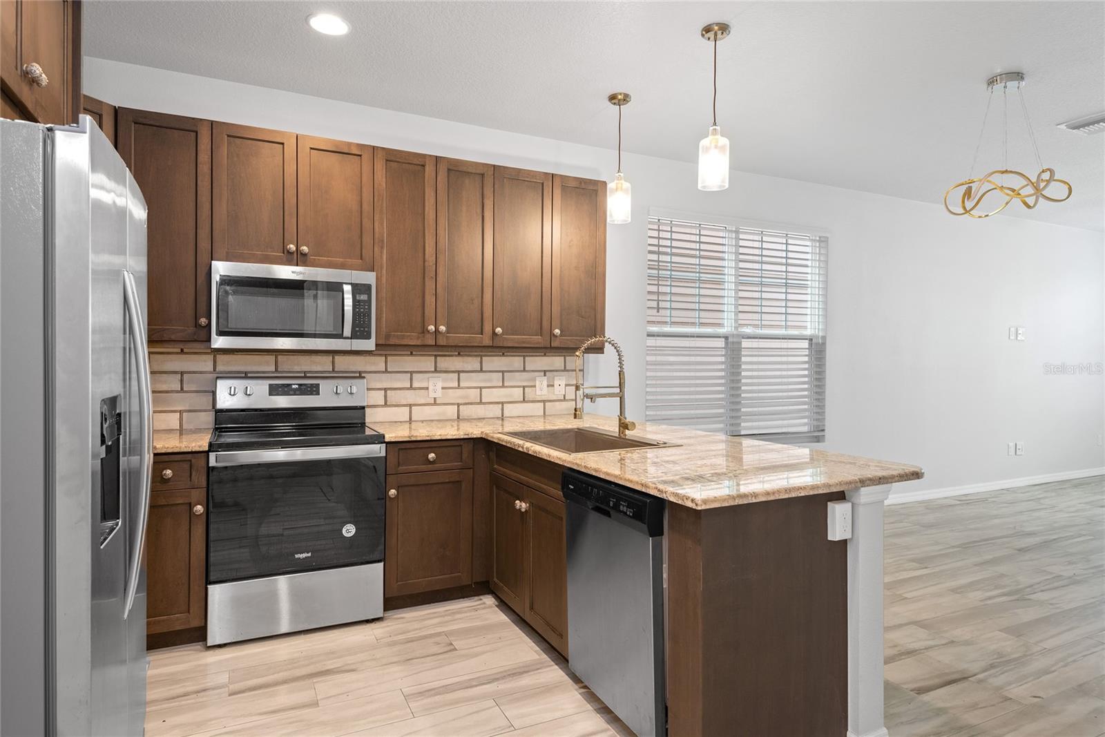 537 SUNBRANCH LN, CASSELBERRY, FL, 32707