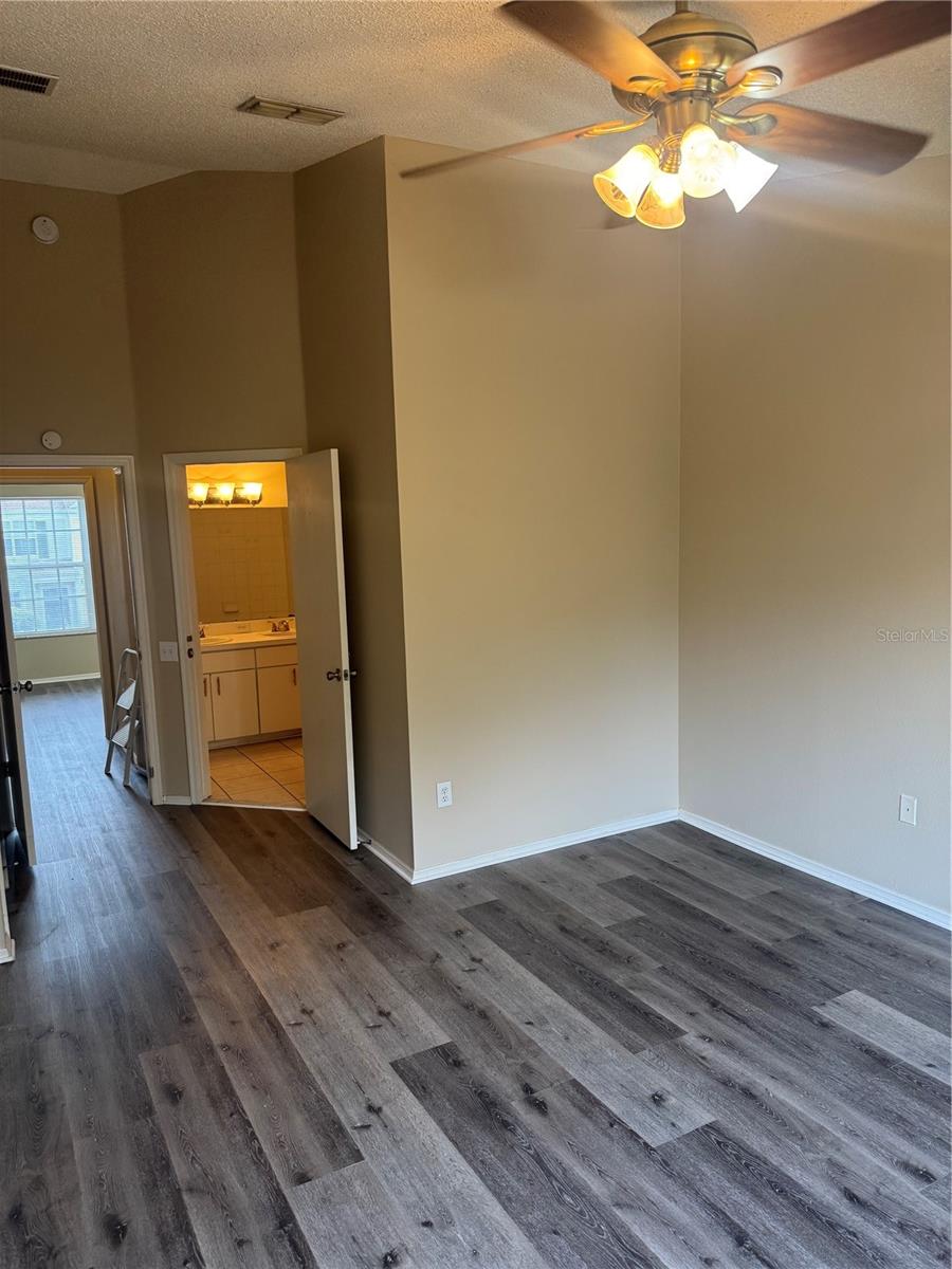 30059 GRANDA HILLS CT, WESLEY CHAPEL, FL, 33543