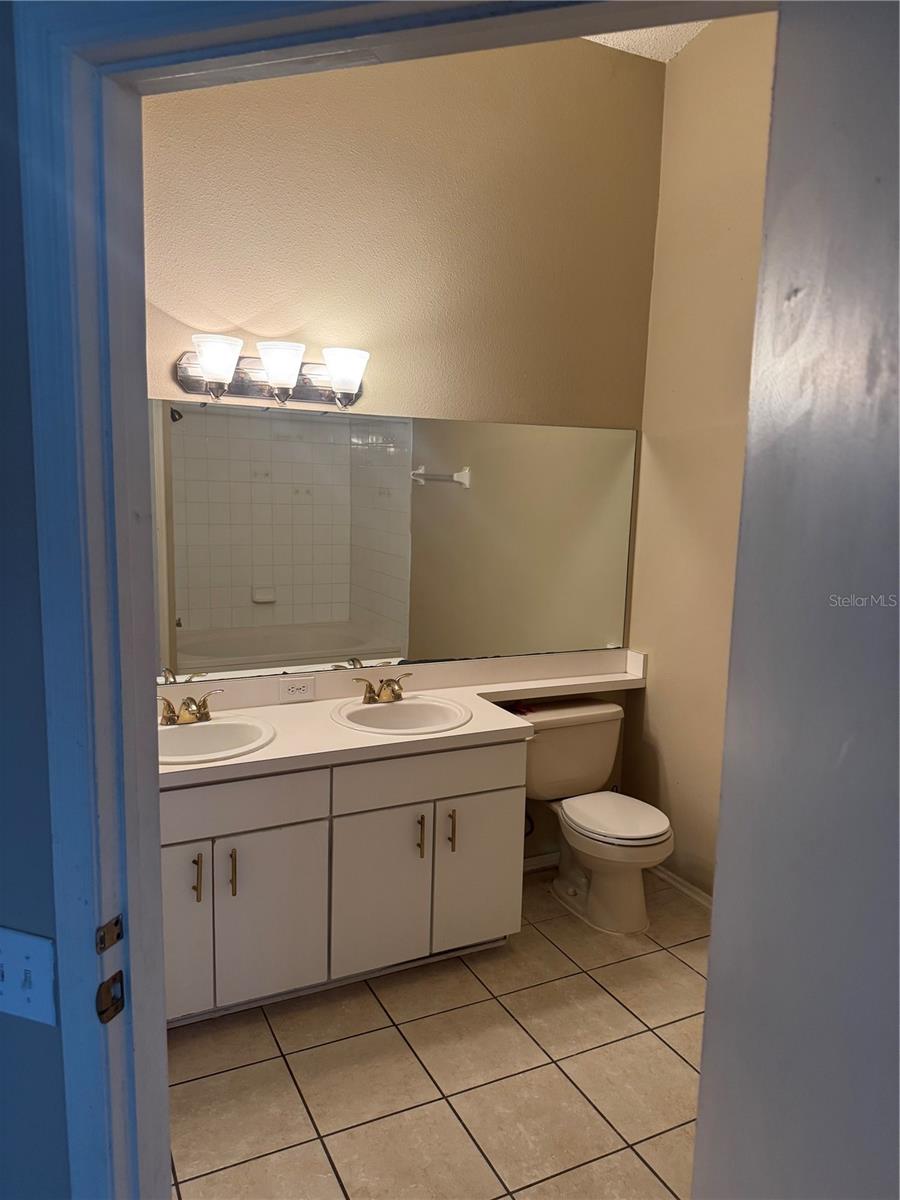 30059 GRANDA HILLS CT, WESLEY CHAPEL, FL, 33543