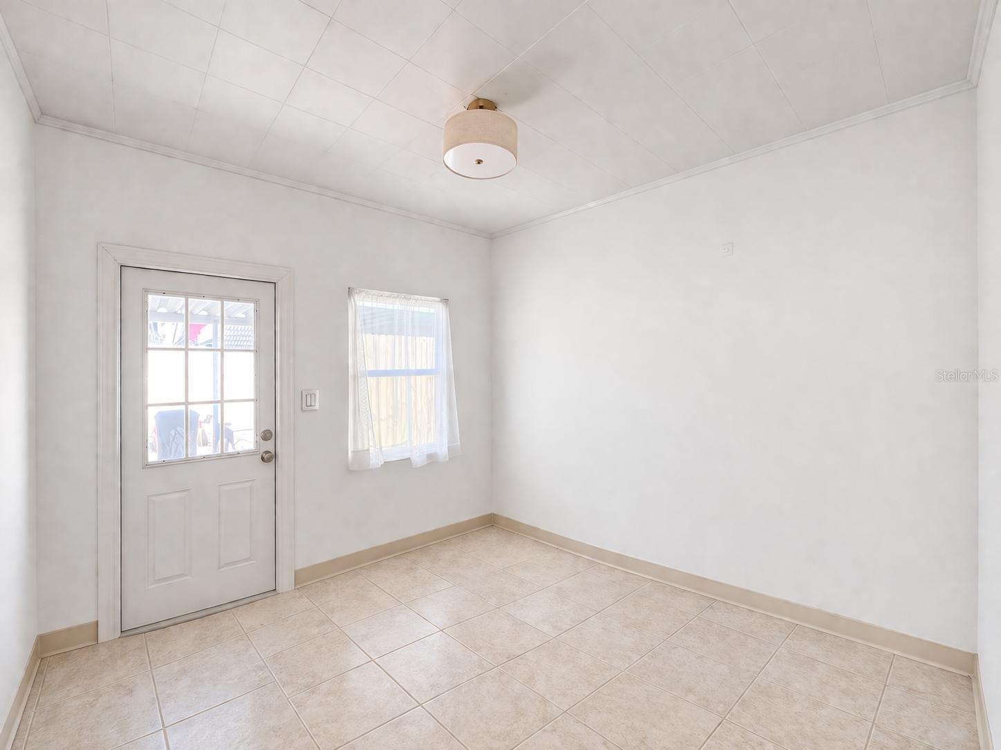 403 E JOHNSON AVE, LAKE WALES, FL, 33853