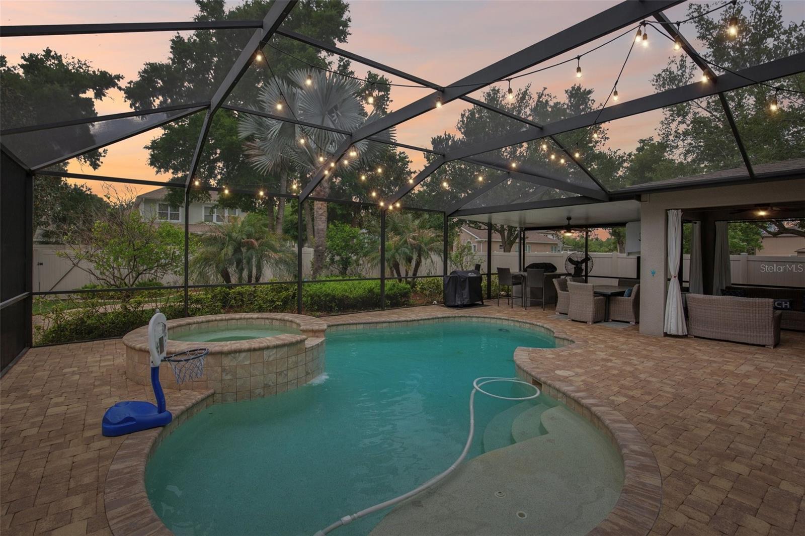 210 DAKOTA HILL DR, SEFFNER, FL, 33584