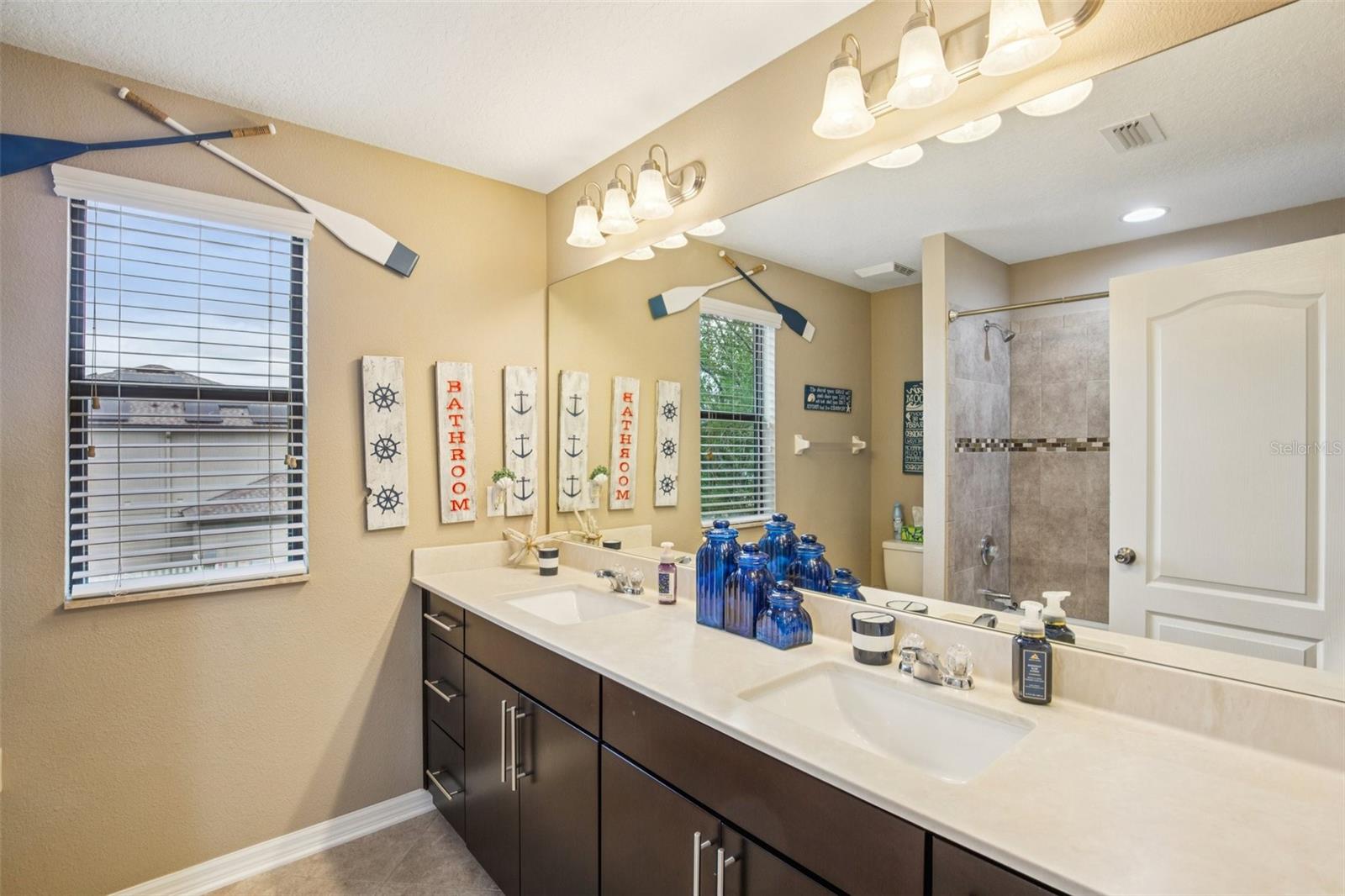 210 DAKOTA HILL DR, SEFFNER, FL, 33584
