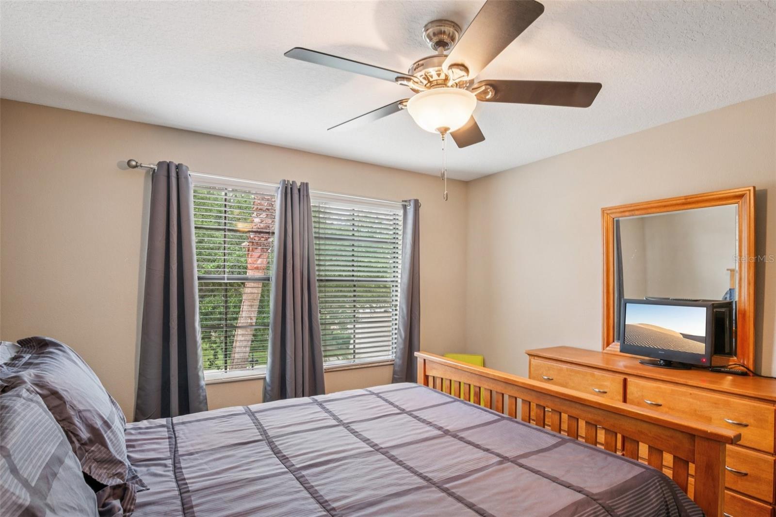 210 DAKOTA HILL DR, SEFFNER, FL, 33584