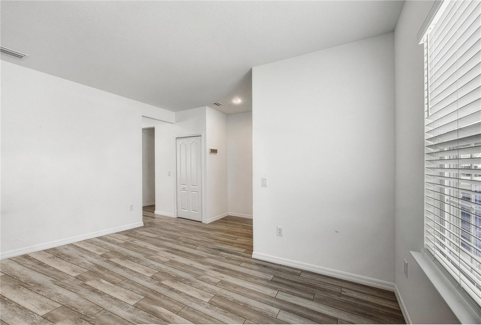 670 NW 243RD TER, NEWBERRY, FL, 32669