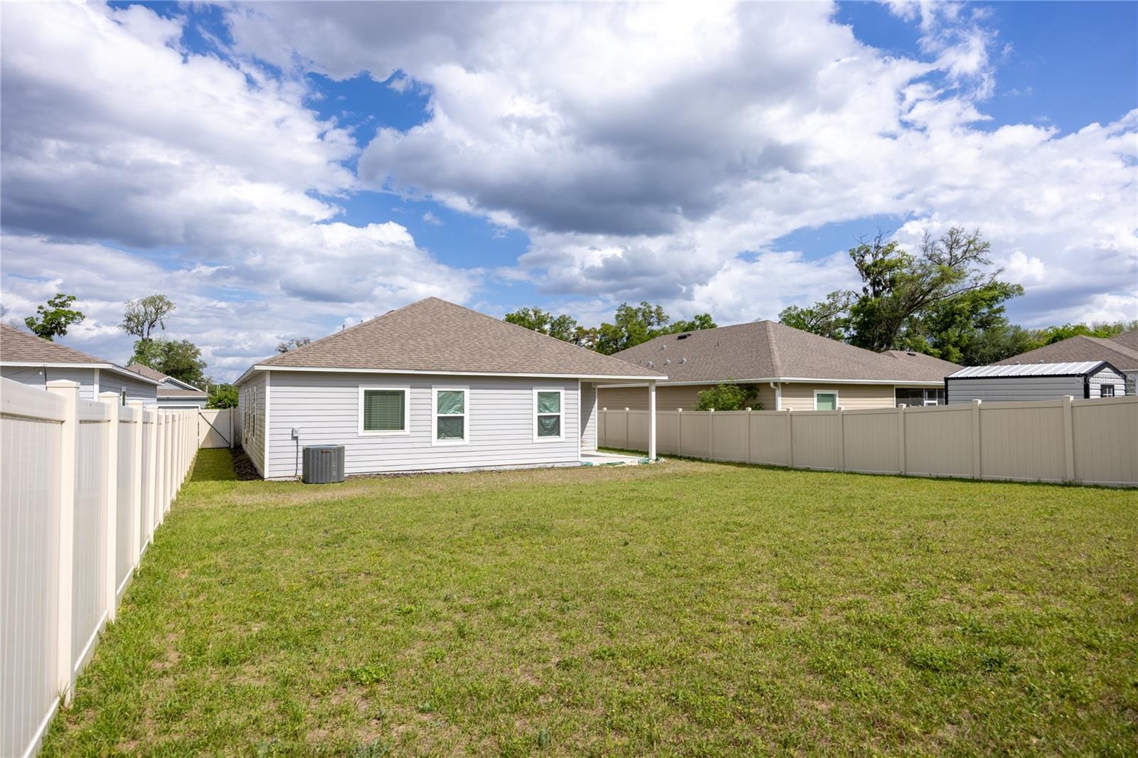 670 NW 243RD TER, NEWBERRY, FL, 32669