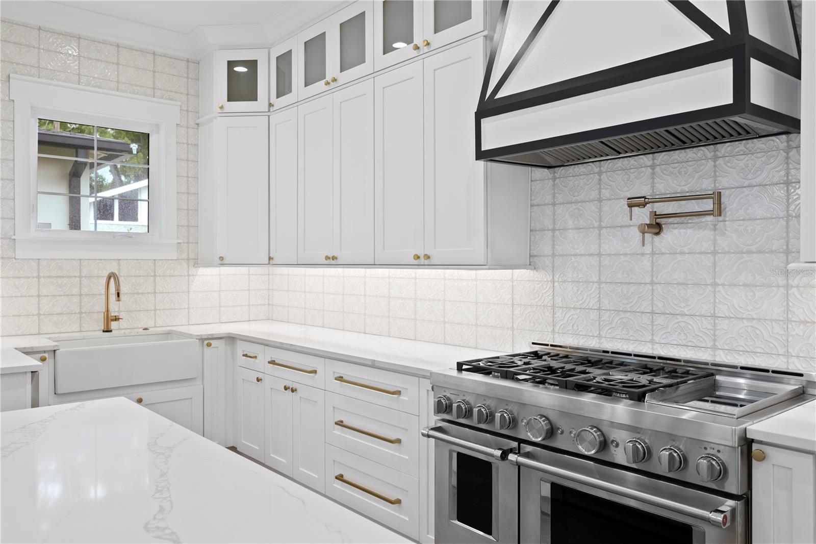 2503 N GLENWOOD DR, TAMPA, FL, 33602