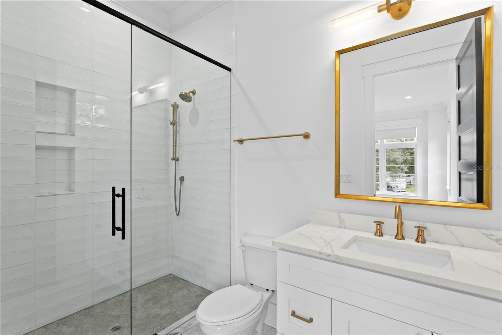 2503 N GLENWOOD DR, TAMPA, FL, 33602