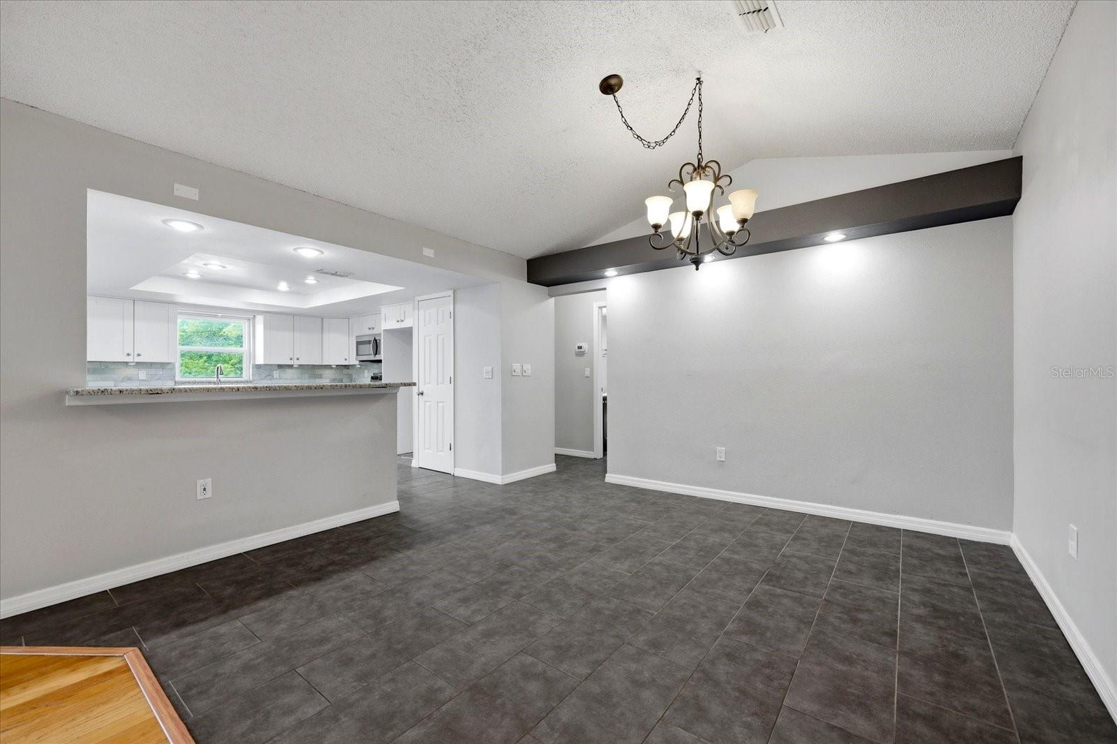 12836 PINEWAY DR, LARGO, FL, 33773