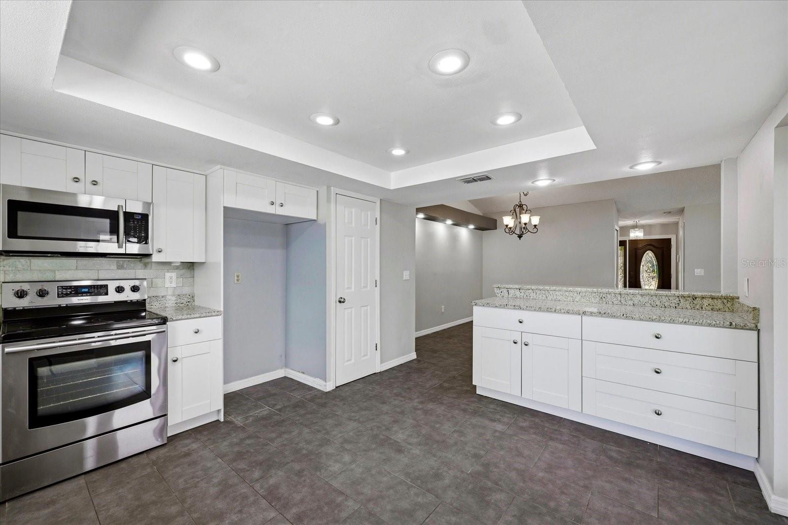 12836 PINEWAY DR, LARGO, FL, 33773