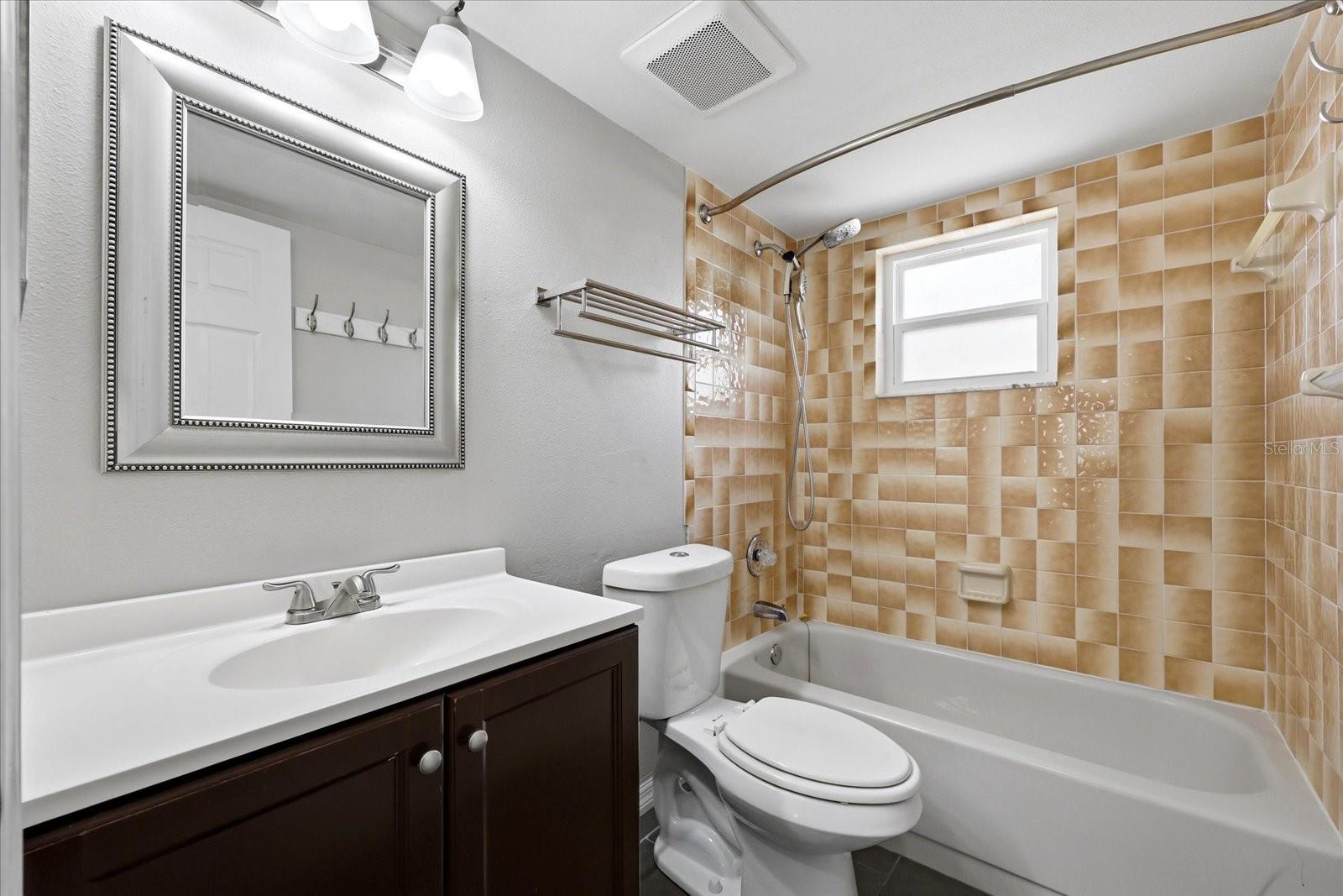 12836 PINEWAY DR, LARGO, FL, 33773