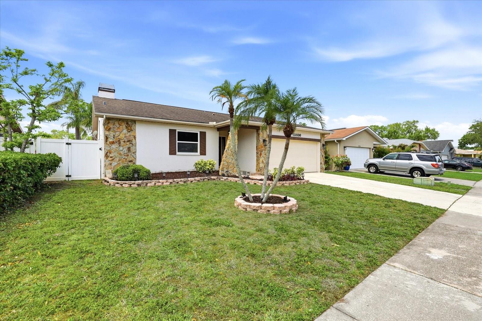 12836 PINEWAY DR, LARGO, FL, 33773