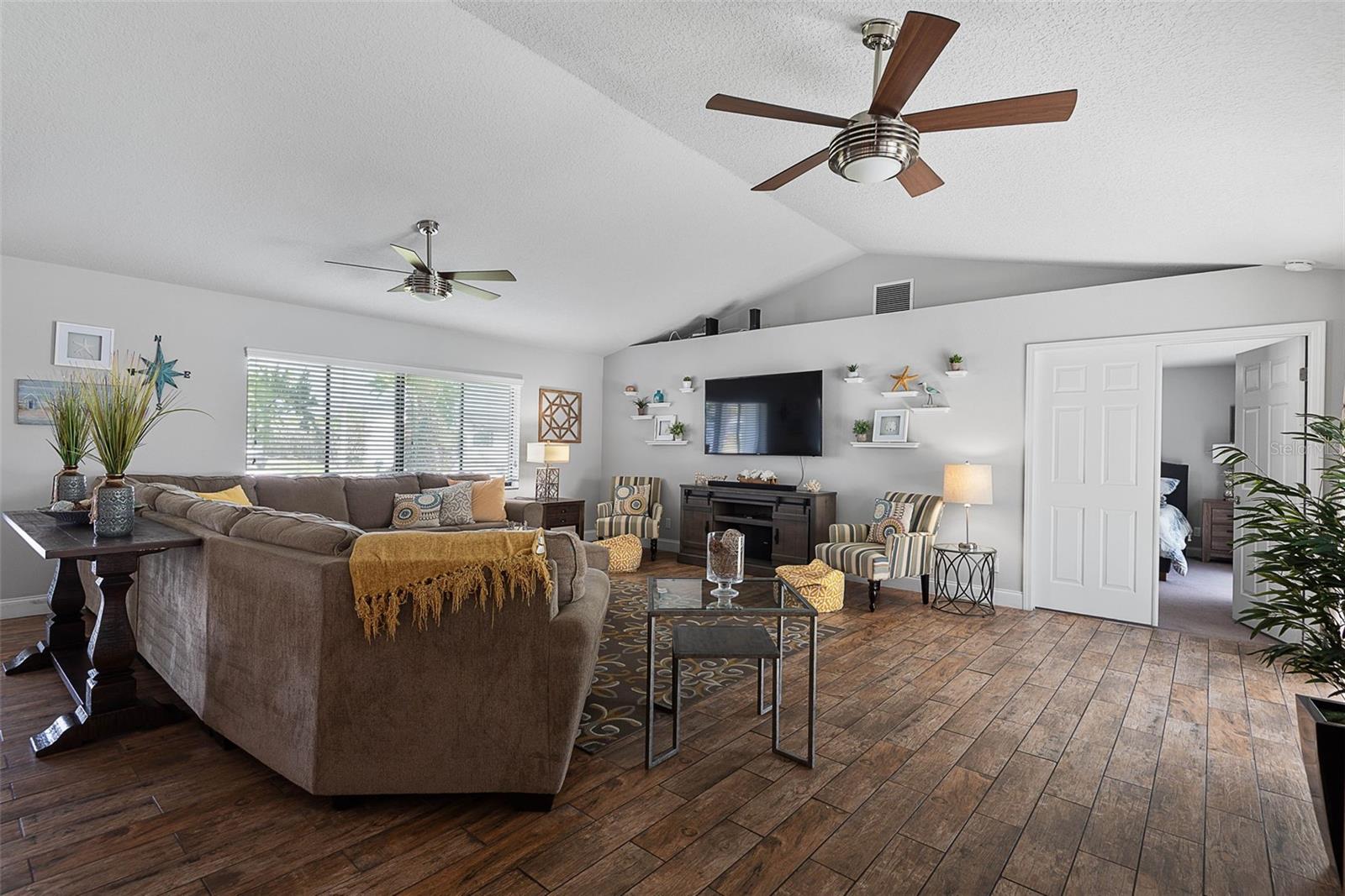 12 CLARENDON CT S, PALM COAST, FL, 32137