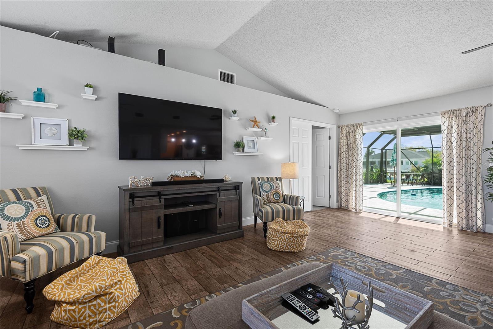 12 CLARENDON CT S, PALM COAST, FL, 32137