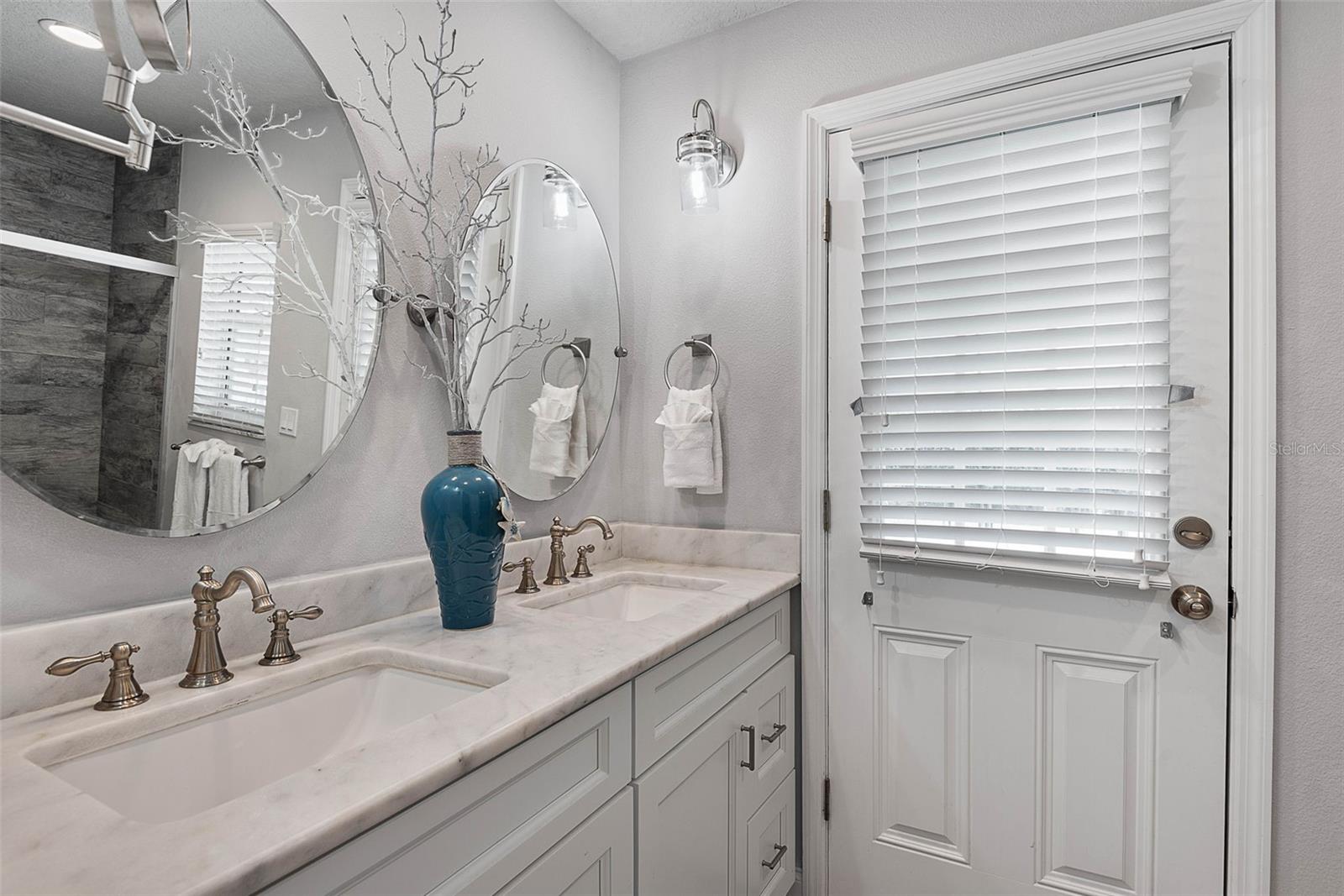 12 CLARENDON CT S, PALM COAST, FL, 32137