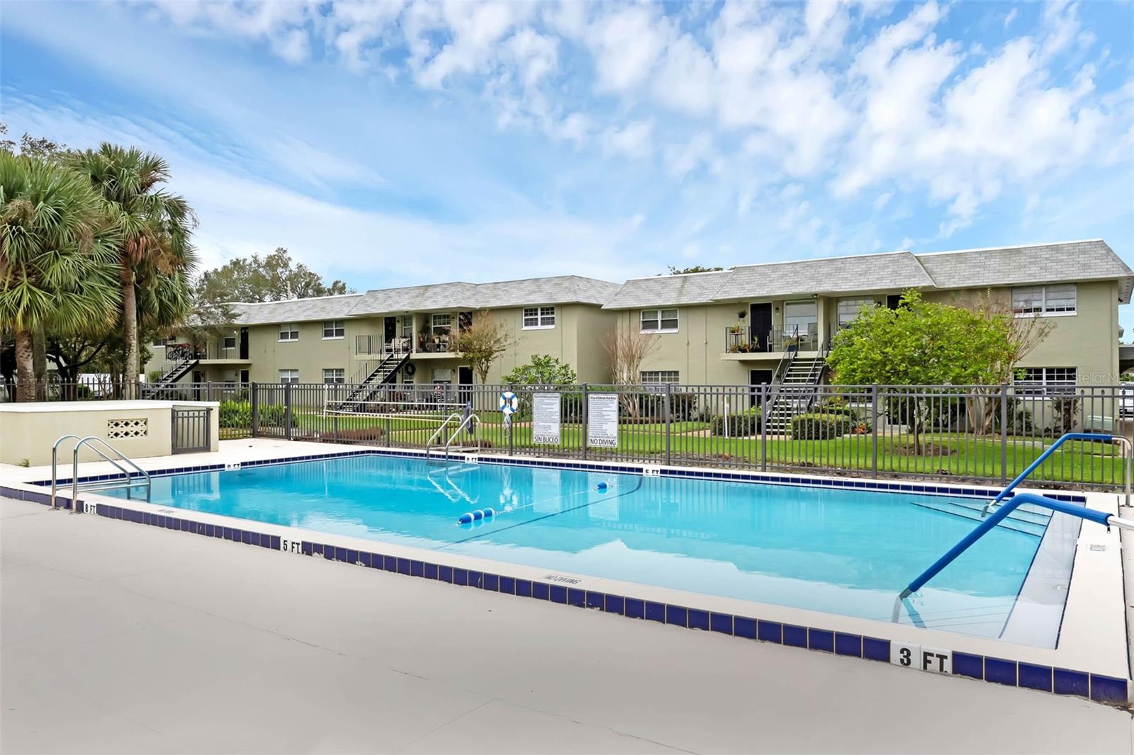 525 CONWAY RD #202, ORLANDO, FL, 32807