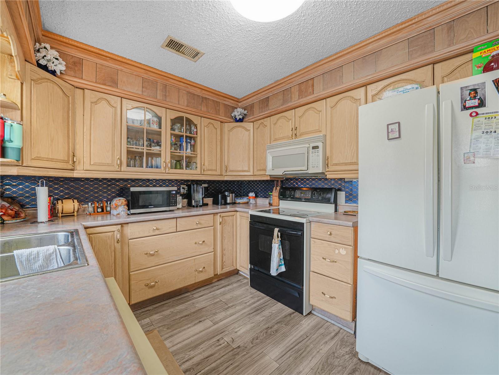 129 W NORTHSIDE DR, LAKE WALES, FL, 33853