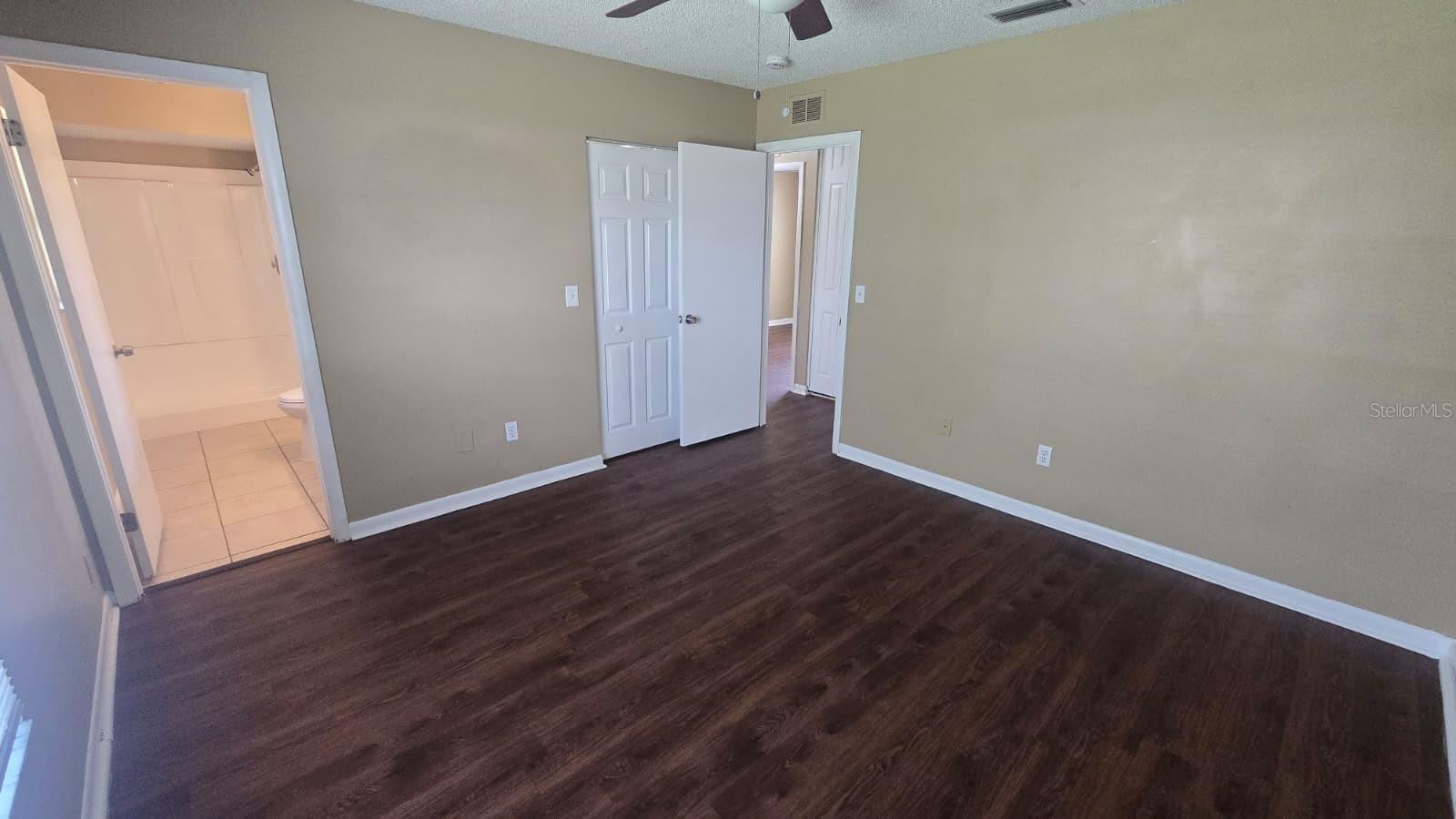 813 SENATE CT, TAMPA, FL, 33613