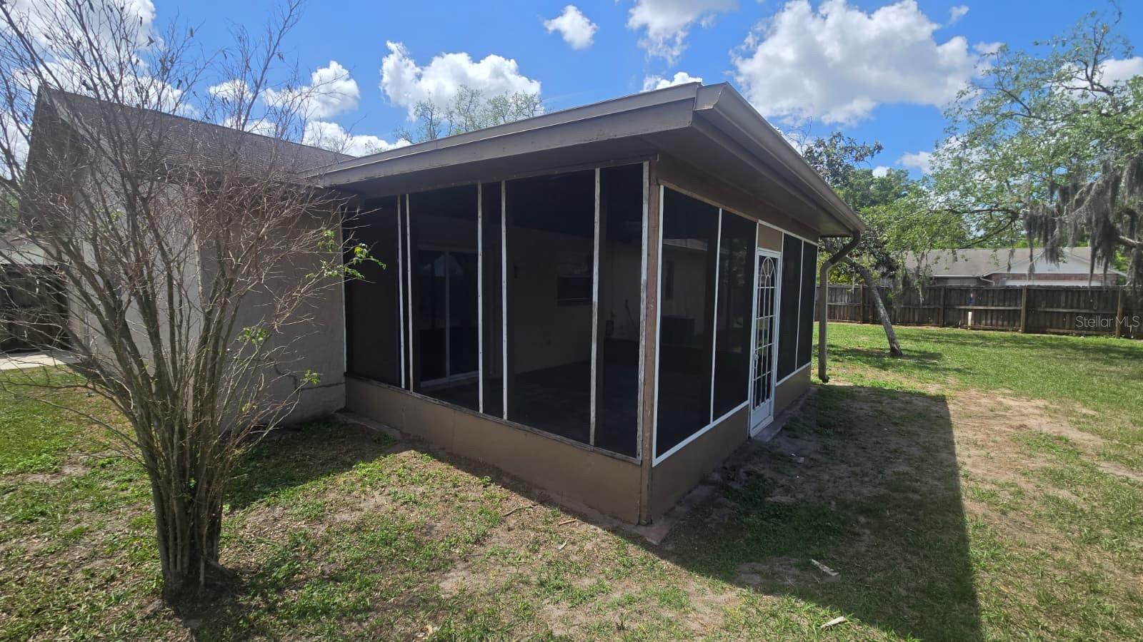 813 SENATE CT, TAMPA, FL, 33613