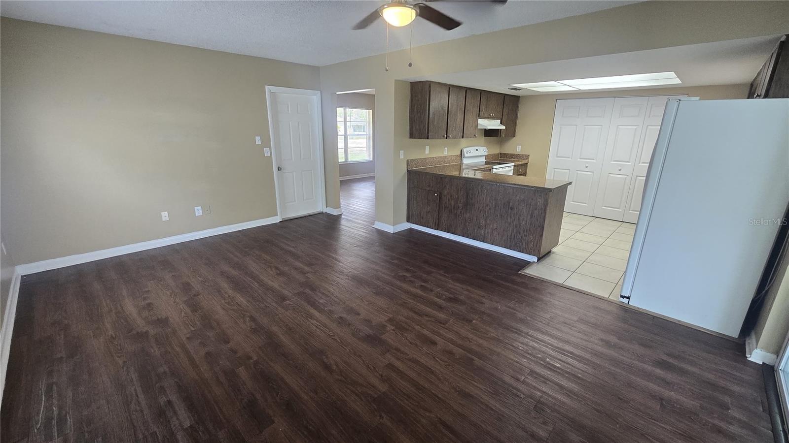 813 SENATE CT, TAMPA, FL, 33613