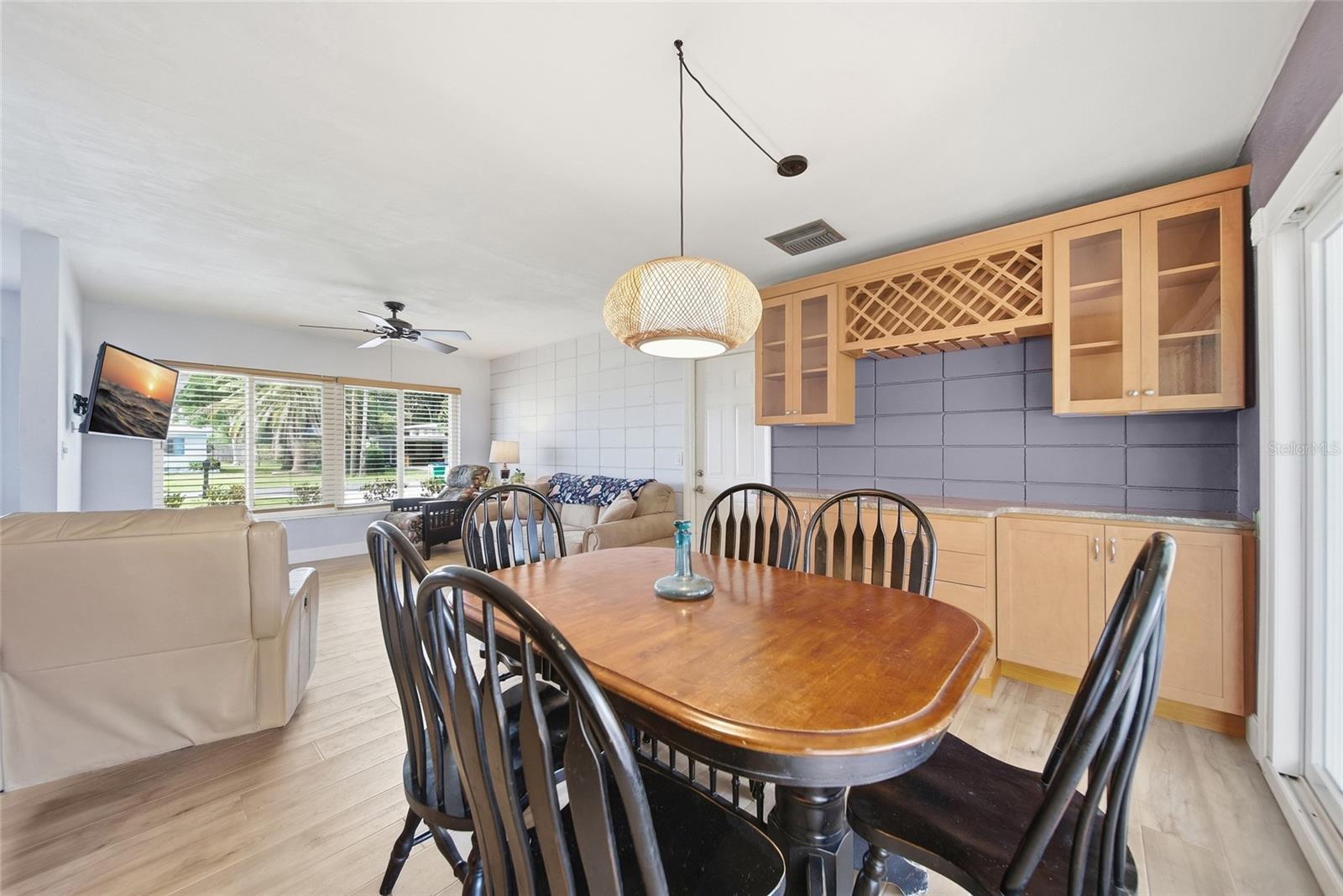 10871 GROVE TER, SEMINOLE, FL, 33772