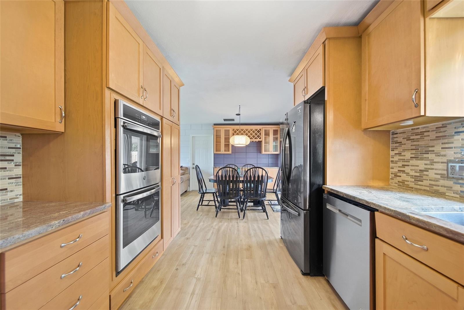 10871 GROVE TER, SEMINOLE, FL, 33772