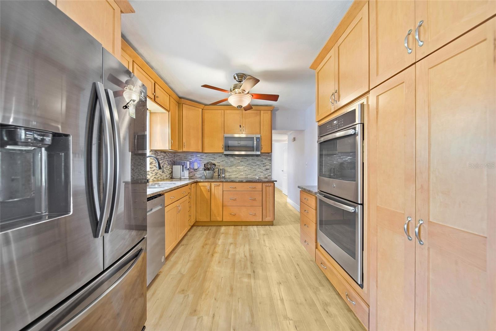 10871 GROVE TER, SEMINOLE, FL, 33772