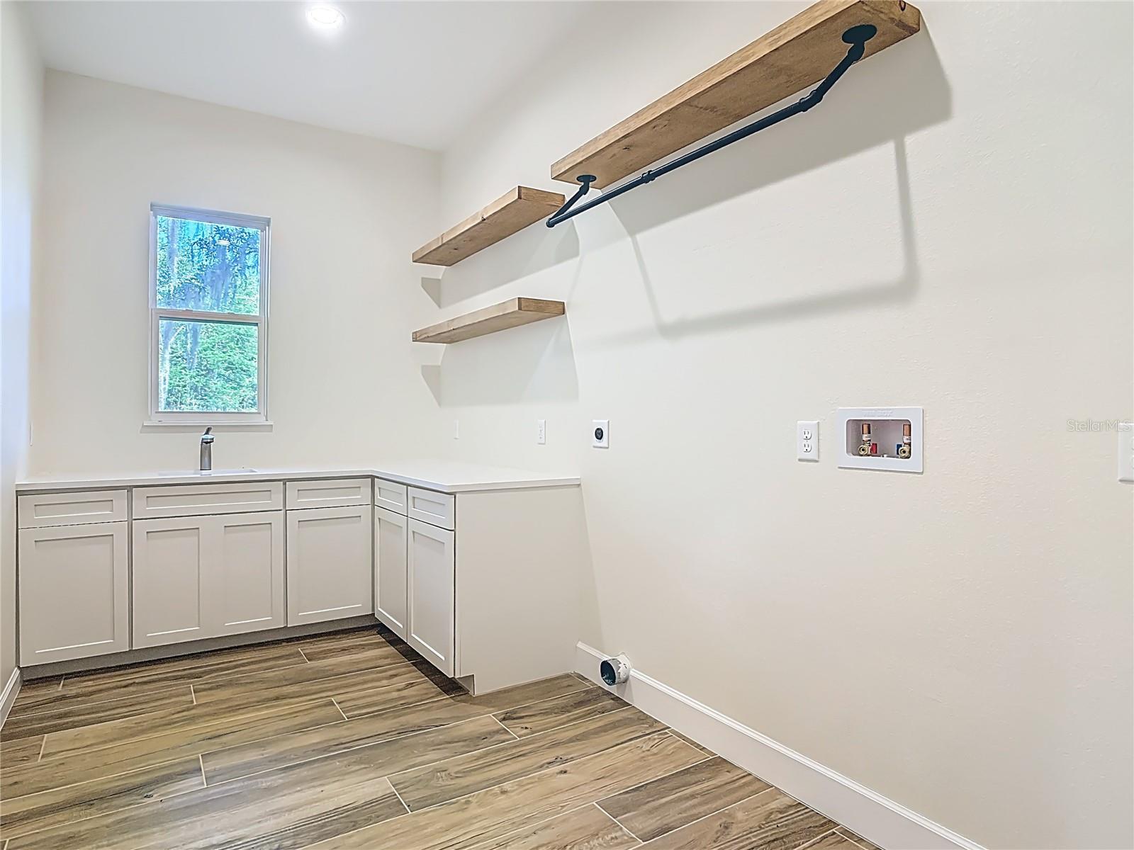 1475 WARRIOR TRL, ENTERPRISE, FL, 32725