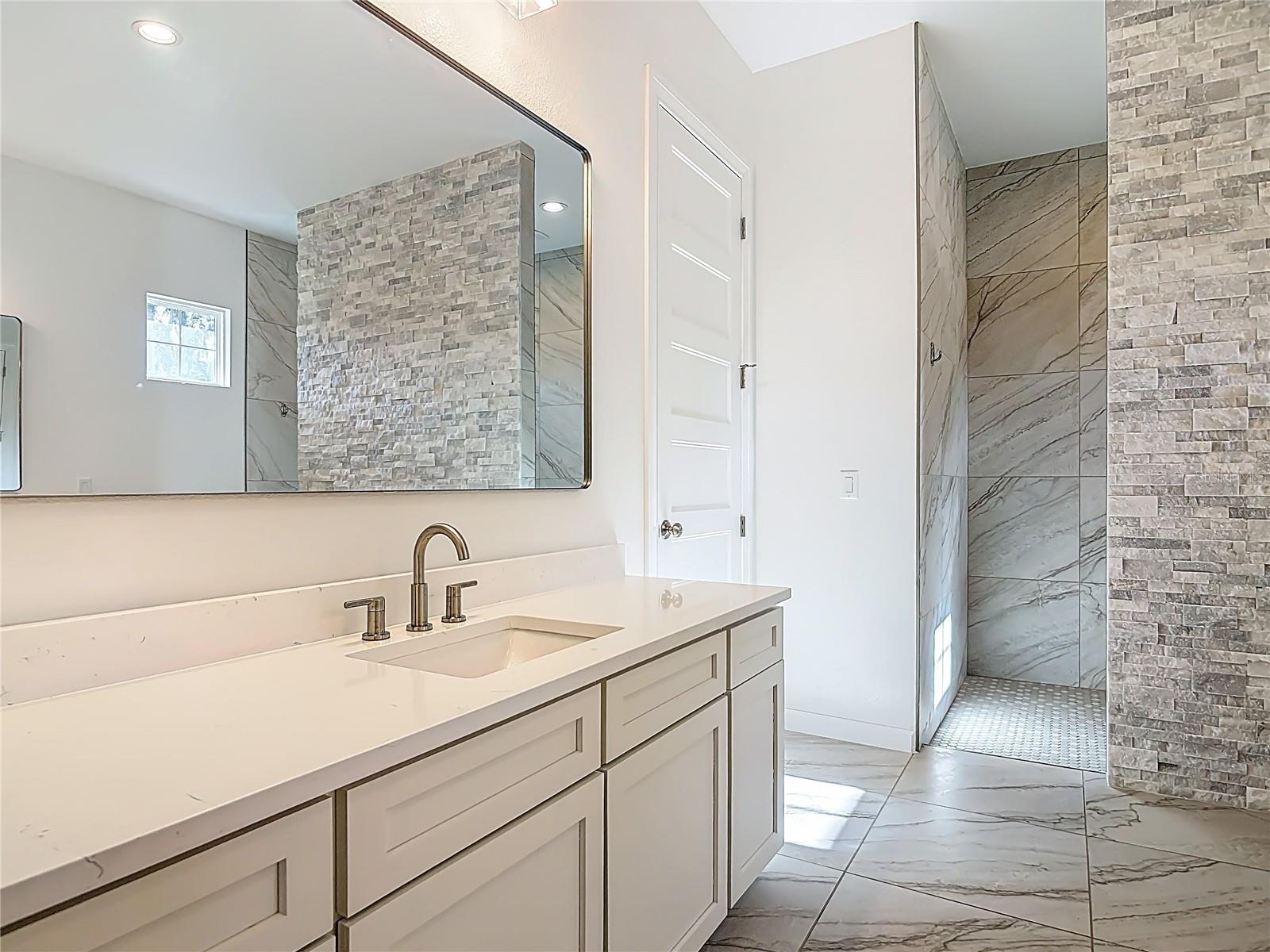 1475 WARRIOR TRL, ENTERPRISE, FL, 32725