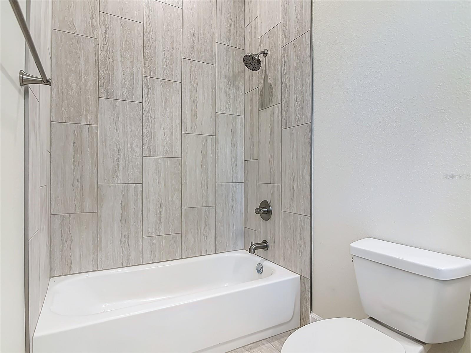 1475 WARRIOR TRL, ENTERPRISE, FL, 32725