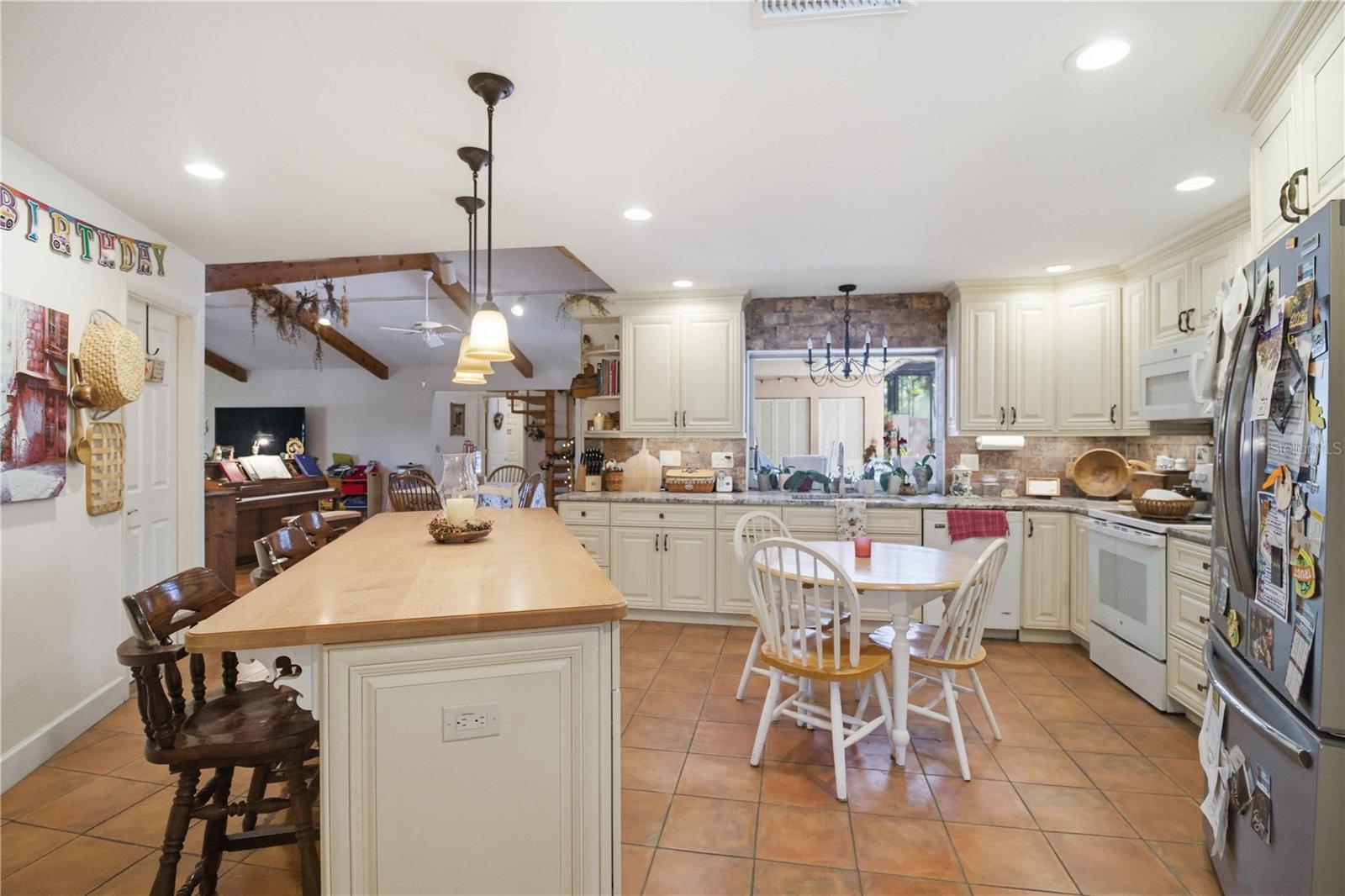 3951 COUNTRY VIEW DR, SARASOTA, FL, 34233